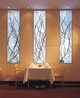 Dorint An Der Messe Koeln Otel  Köln