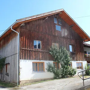 https://landhaus-hickman.com-bavaria.com